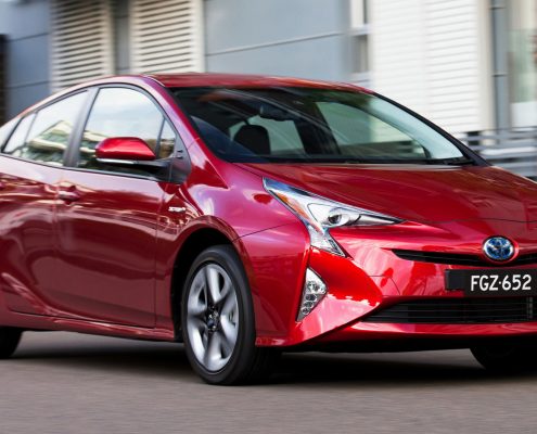 با تویوتا پریوس بیشتر آشنا شوید